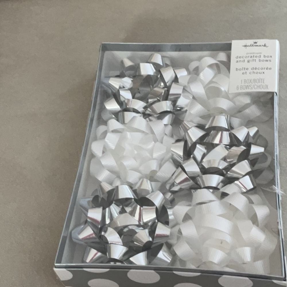 Hall mark gift box and bows